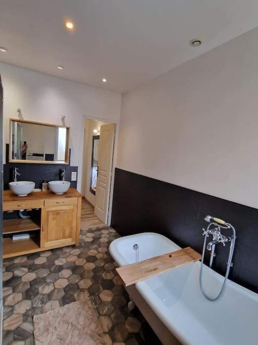 Magnifique Appartement - Driant Troyes Bagian luar foto